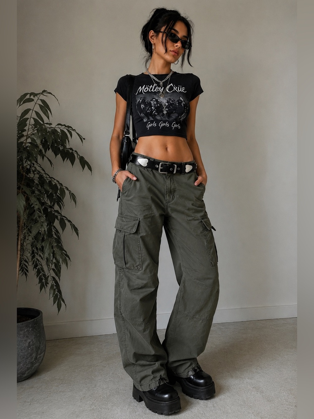 Ecoté Black Leather Heart Belt Y2K Indie Grunge Silver Hardware